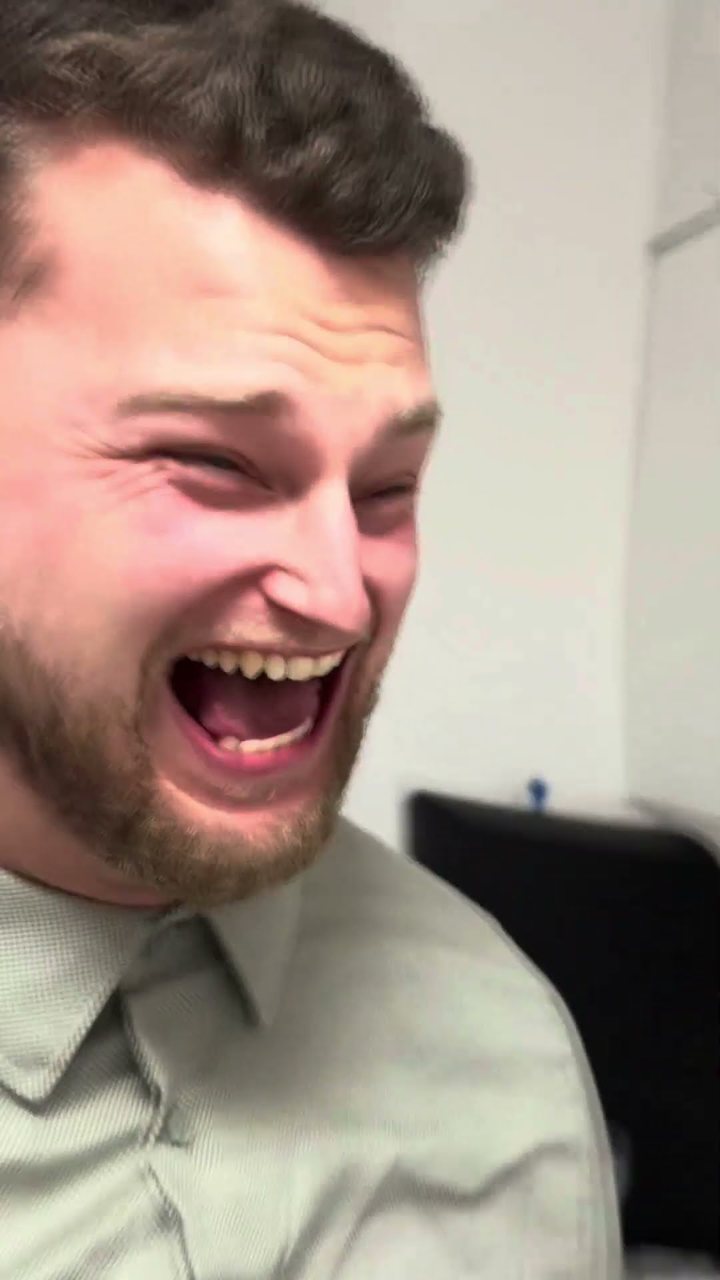 Nog uit de video Koffie is op